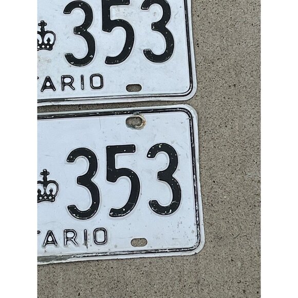 Pair of Ontario License Plates KS2 353 Black and White - Picture 4 of 10